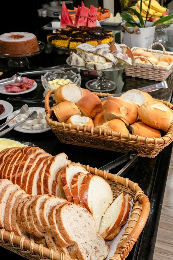 Hotel San Rafael Porto Uniao Екстер'єр фото